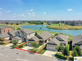 218 Danish Dr, Hutto, TX 78634