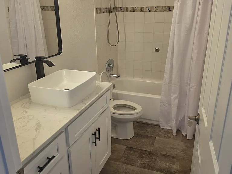 16408 E Rice Pl #B — Photo 3