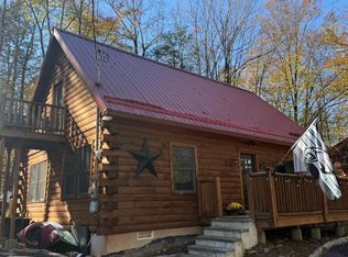 199 Lakeview Dr W, Lake Ariel, PA 18436