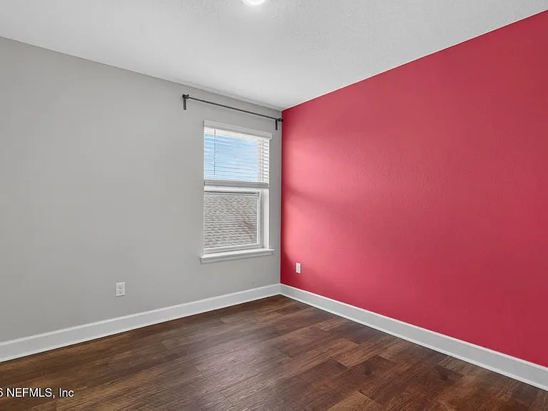 187 Beale Ave — Photo 79