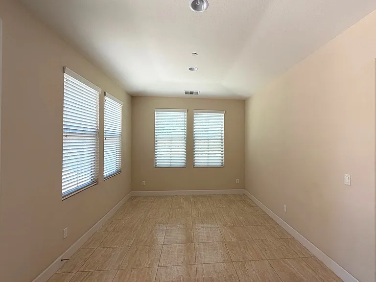 6393 Quail Run St — Photo 11