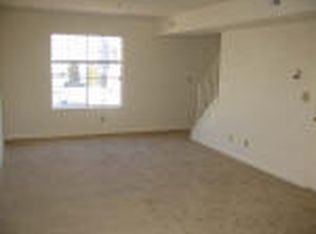 22502 Iverson Dr APT 111, Great Mills, MD 20634