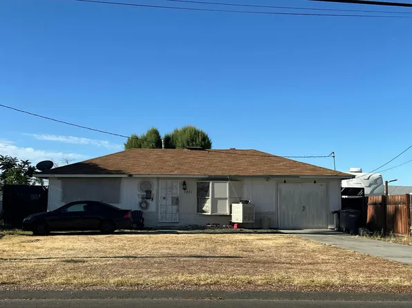1011 W Mayberry Ave, Hemet, CA 92543