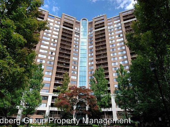 2nd image of 10101 Grosvenor Pl APT 616