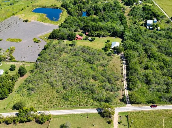 553 Kirkpatrick Rd, Ennis, TX 75119