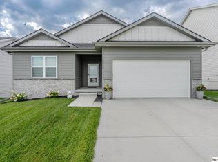 19012 Fir St, Gretna, NE 68028