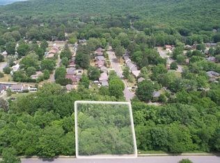 Box Canyon Rd SE, Huntsville, AL 35803