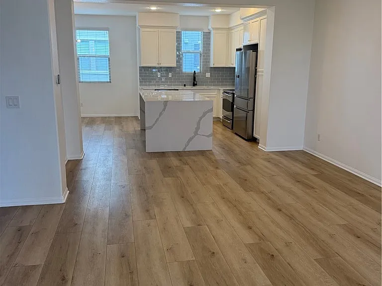 3009 E Pacific Coast Hwy — Photo 12