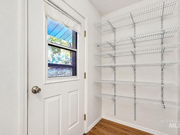 5th image of 513 Union Ave