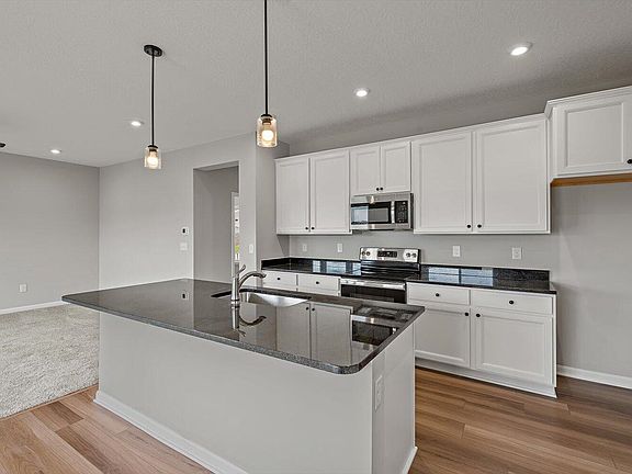 2nd image of 10517 Elderberry Ln
