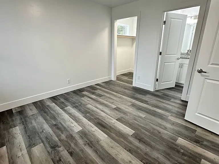 1521 Clear Creek — Photo 16