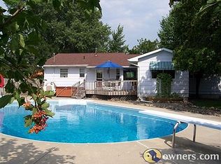 1436 S Beyer Rd, Saginaw, MI 48601