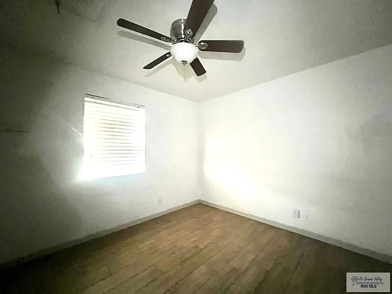 1124 Sierra Grande Dr — Photo 10
