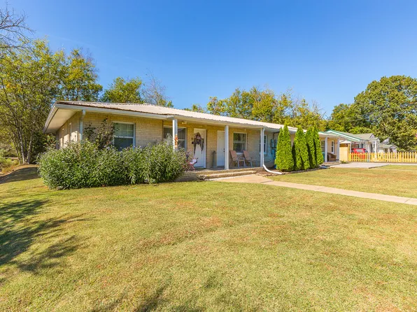 1015 Lee Ave, Rossville, GA 30741