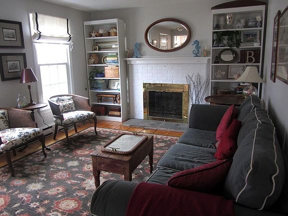Living room with fireplace