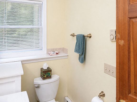 5th image of 12 Merwin Brook Rd