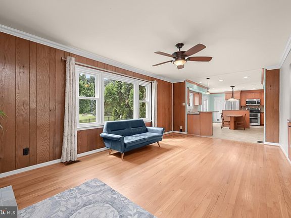 4th image of 1223 Nottingham Rd