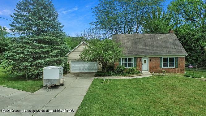1st image of 5910 E Sleepy Hollow Ln