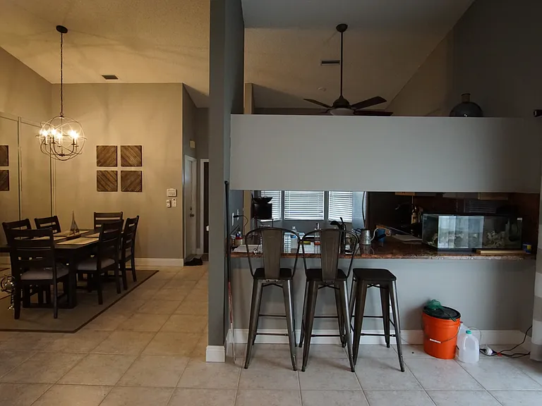 58 Paxford Ln — Photo 3