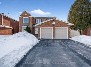 1604 Proulx Dr, Ottawa, ON K4A 1T5