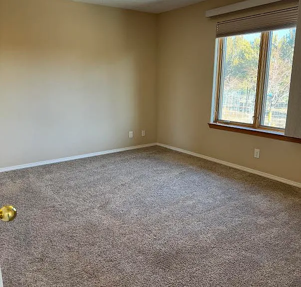 Master bedroom is approx 12 x 13