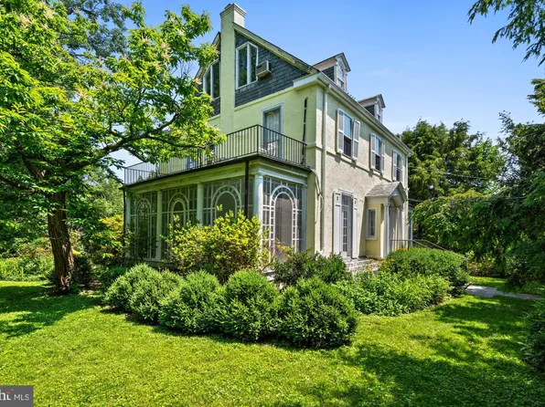 4105 Leland St, Chevy Chase, MD 20815