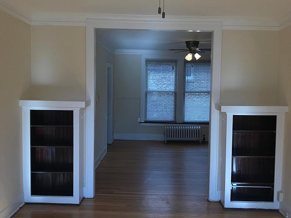 2nd image of 326 W Washington Blvd