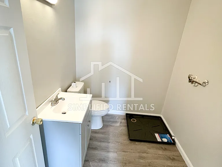 173 Fletcher St #F — Photo 13