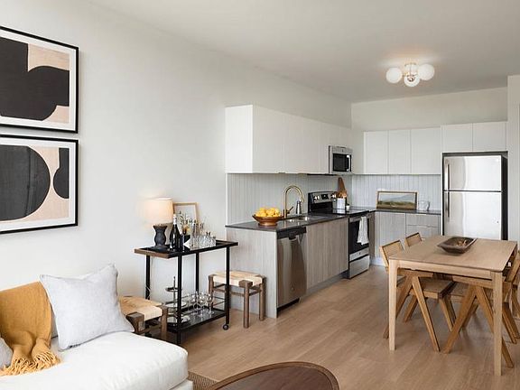 2nd image of 11190 Biscayne Blvd #201