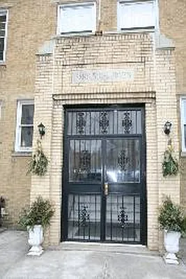 Sold by Corcoran | media 16