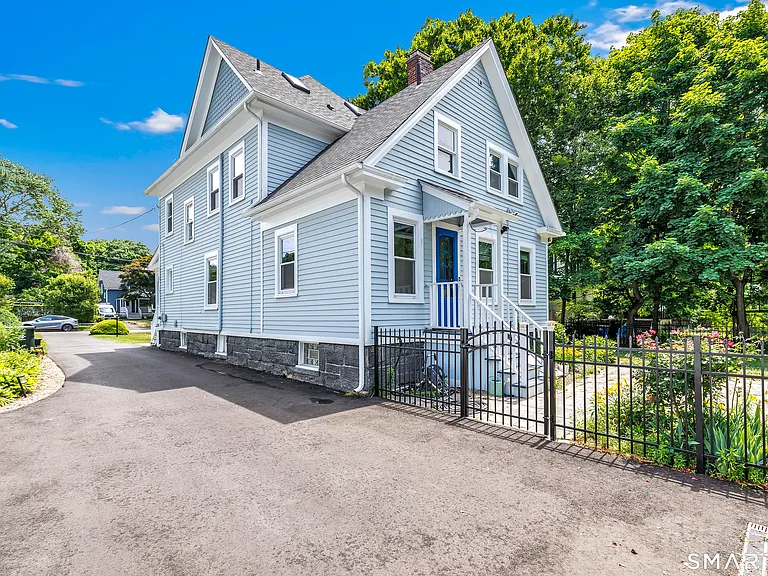 96 Holmes Ave — Photo 3
