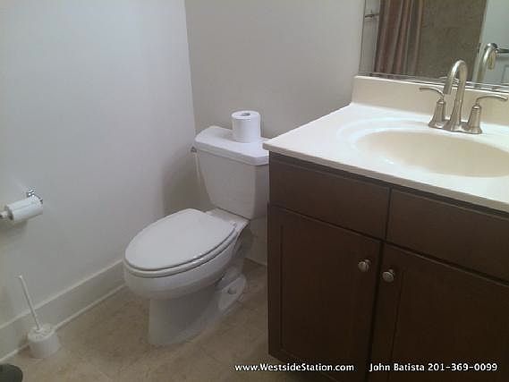 5th image of 55 Mallory Ave APT 58