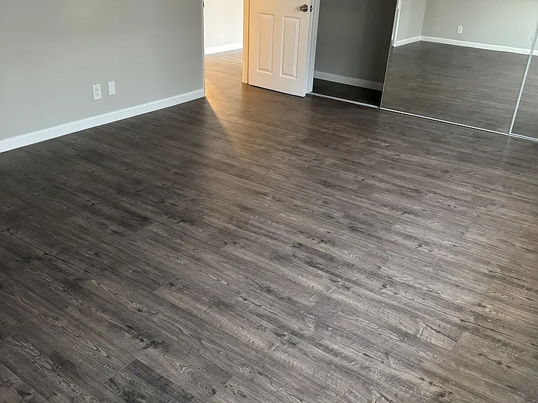 806 E 4th Ave #6 — Photo 14