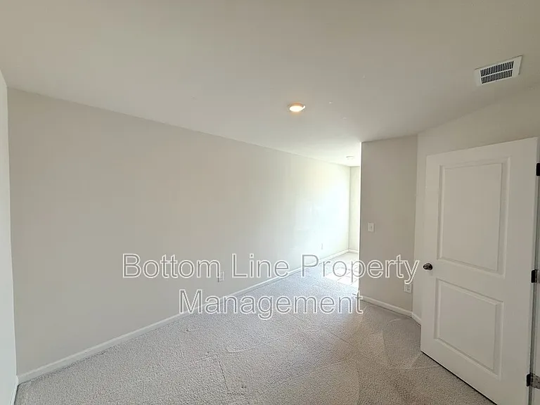 15708 Country House St — Photo 14