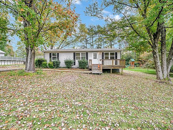 2nd image of 10913 Deerfield Dr
