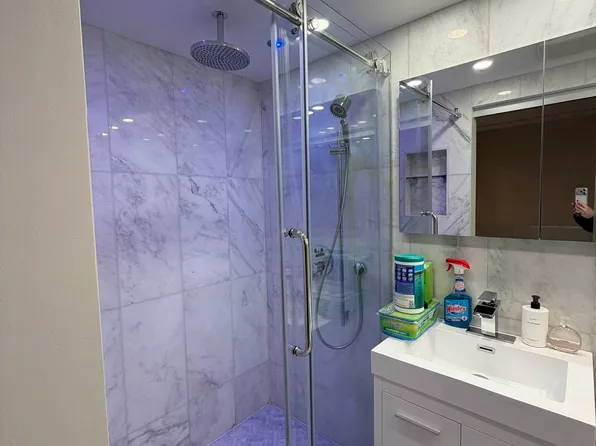 19-19 24th Avenue image 13 of 14