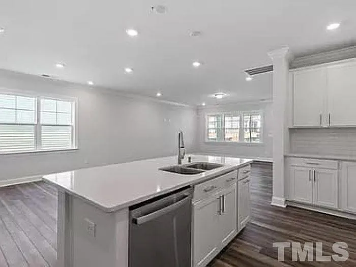 2237 Jollay St — Photo 21