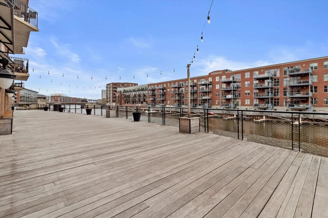 102 North Water STREET #613 photo 1