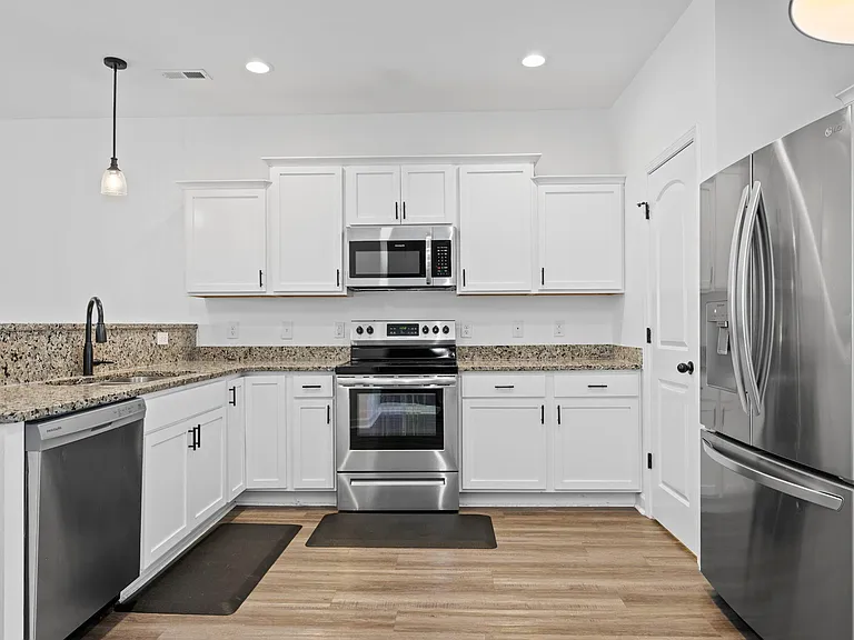 4 Catalina Cir #4 — Photo 13