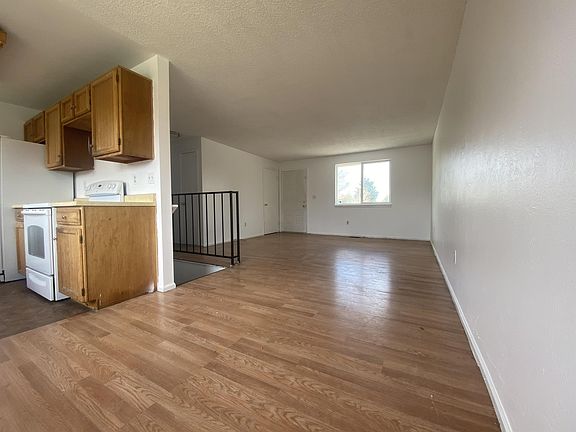 4th image of 4045 E 118th Ave