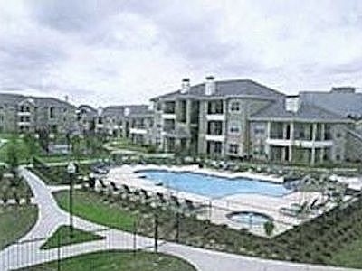 2nd image of 6565 Hollister St #260