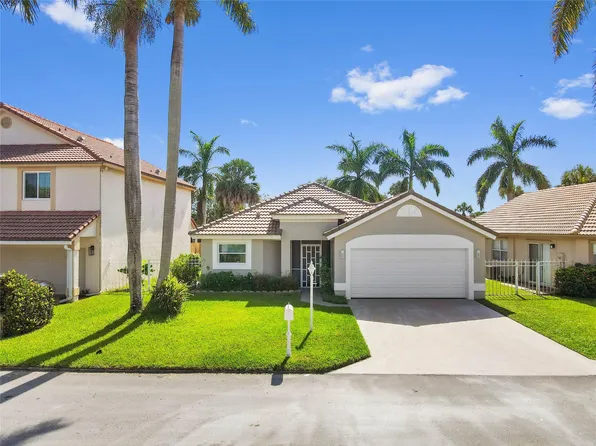 21300 Millbrook Court, Boca Raton, FL 33498