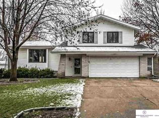 14071 Drexel Cir, Omaha, NE 68137