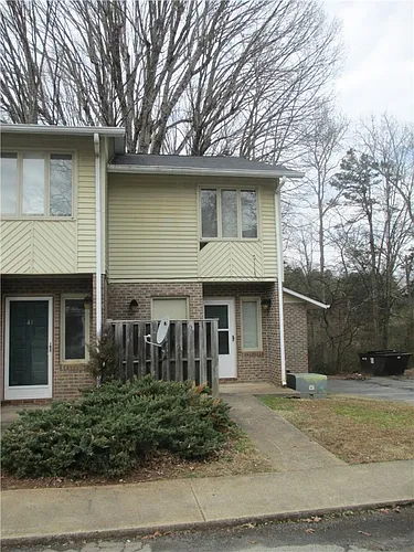 200 Woody Rd Photo 1