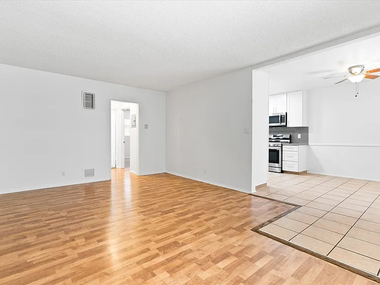 135 S Belmont St #1 — Photo 6