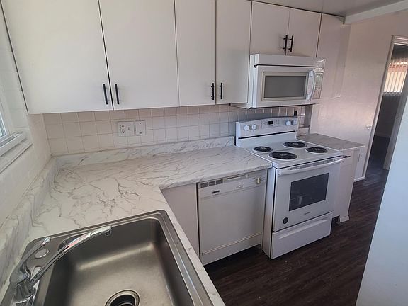 5th image of 3459 E Glenn St