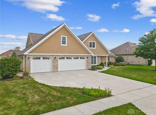 1223 Hermosa Dr, Troy, OH 45373