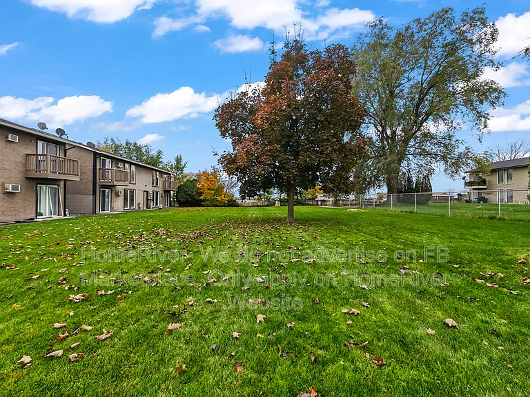 1808 S Lawson St #409 — Photo 14