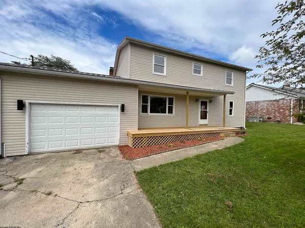 118 Ellis Ave, Elkins, WV 26241