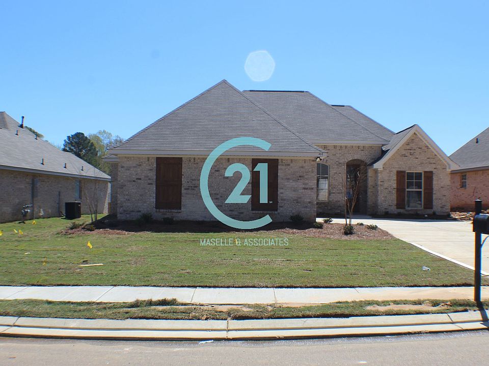 1st image of 468 Silver Hill Dr